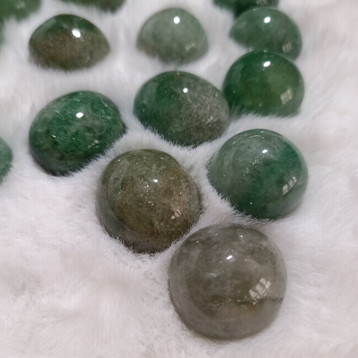 Rodado Pulido de Aventurina Verde o Cuarzo Verde