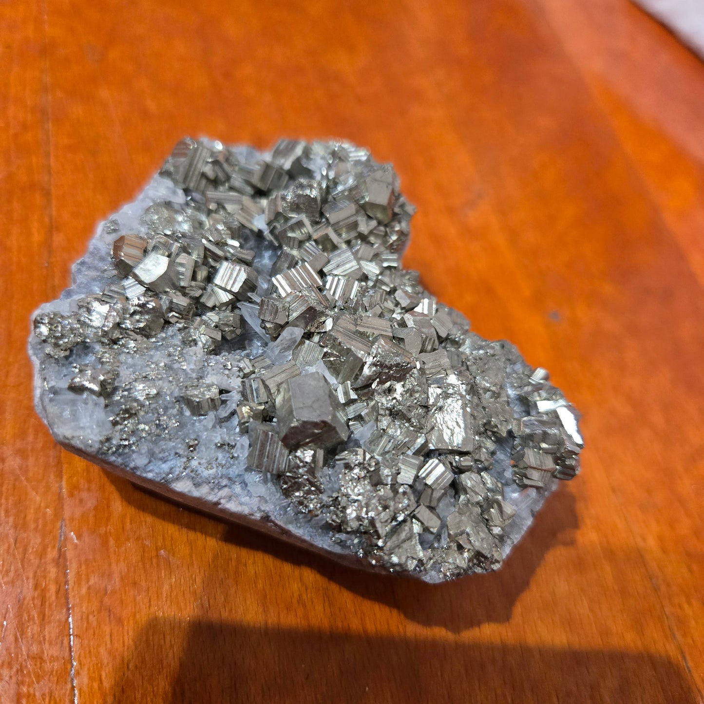 Masivo Pirita con Cuarzo Cristal 3