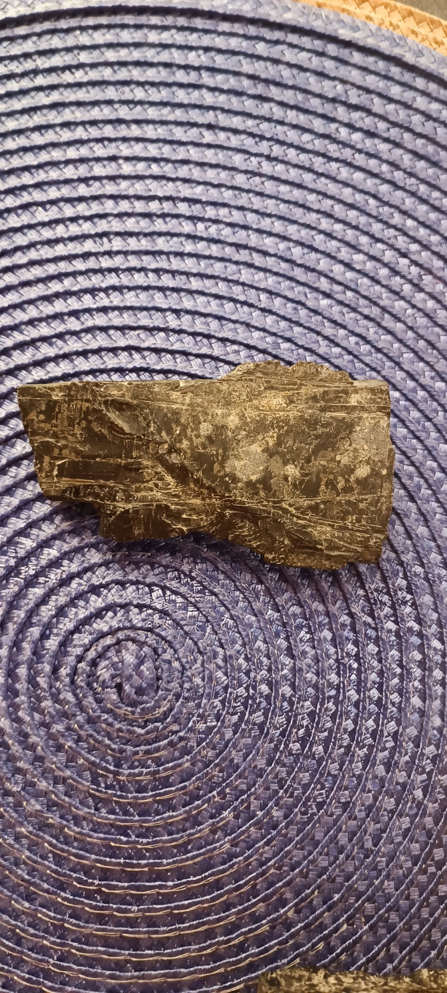 Turmalina Negra Chorlo en bruto