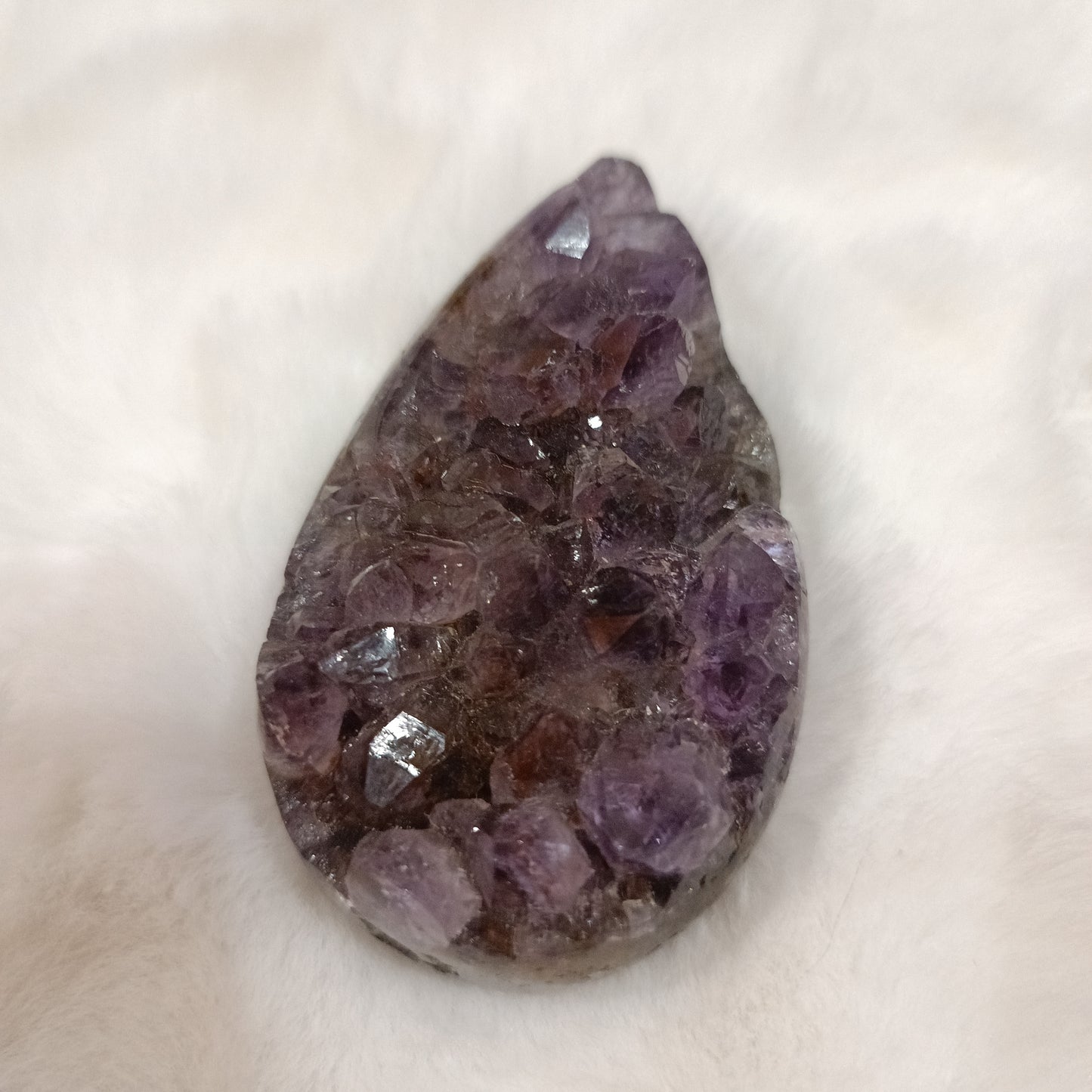 Drusas de Amatista en bruto ( forma de Gota )