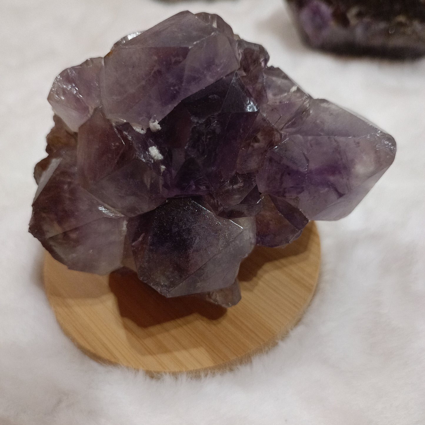 Drusas Amatistas en bruto semipulidas