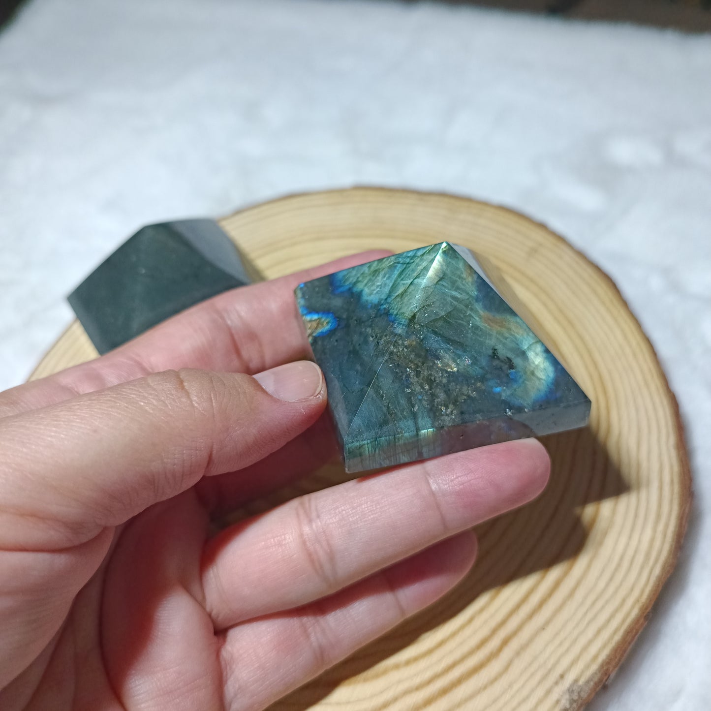 Piramide de Labradorita