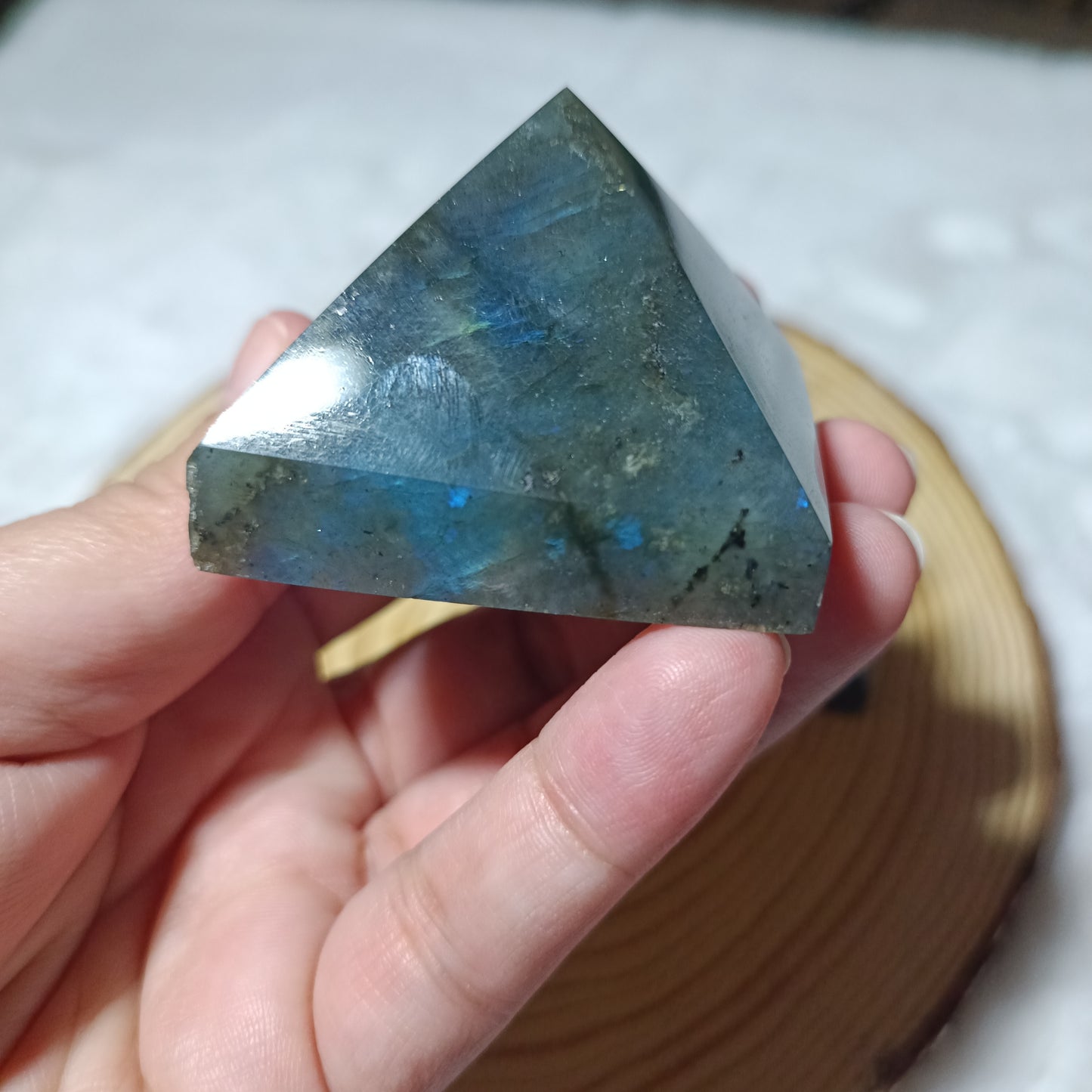 Piramide de Labradorita