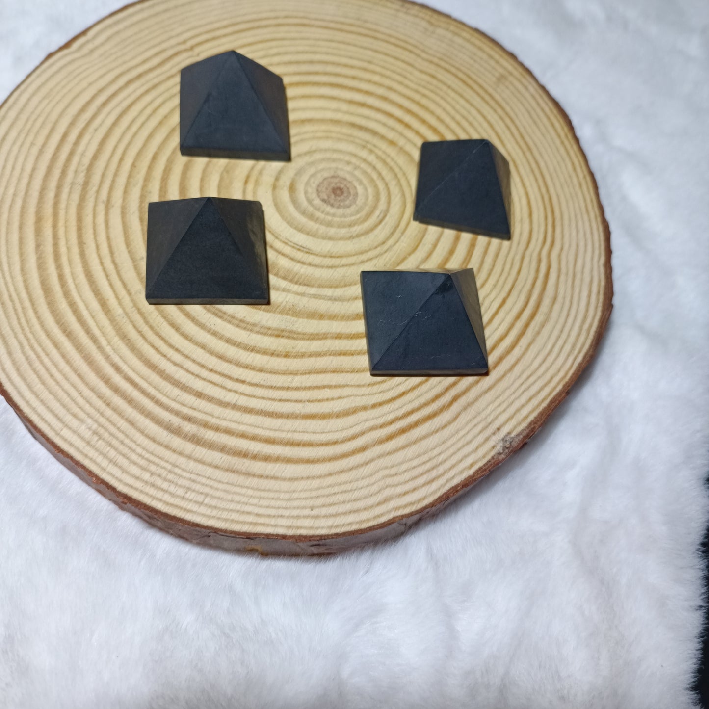 Pirámide de Shungit