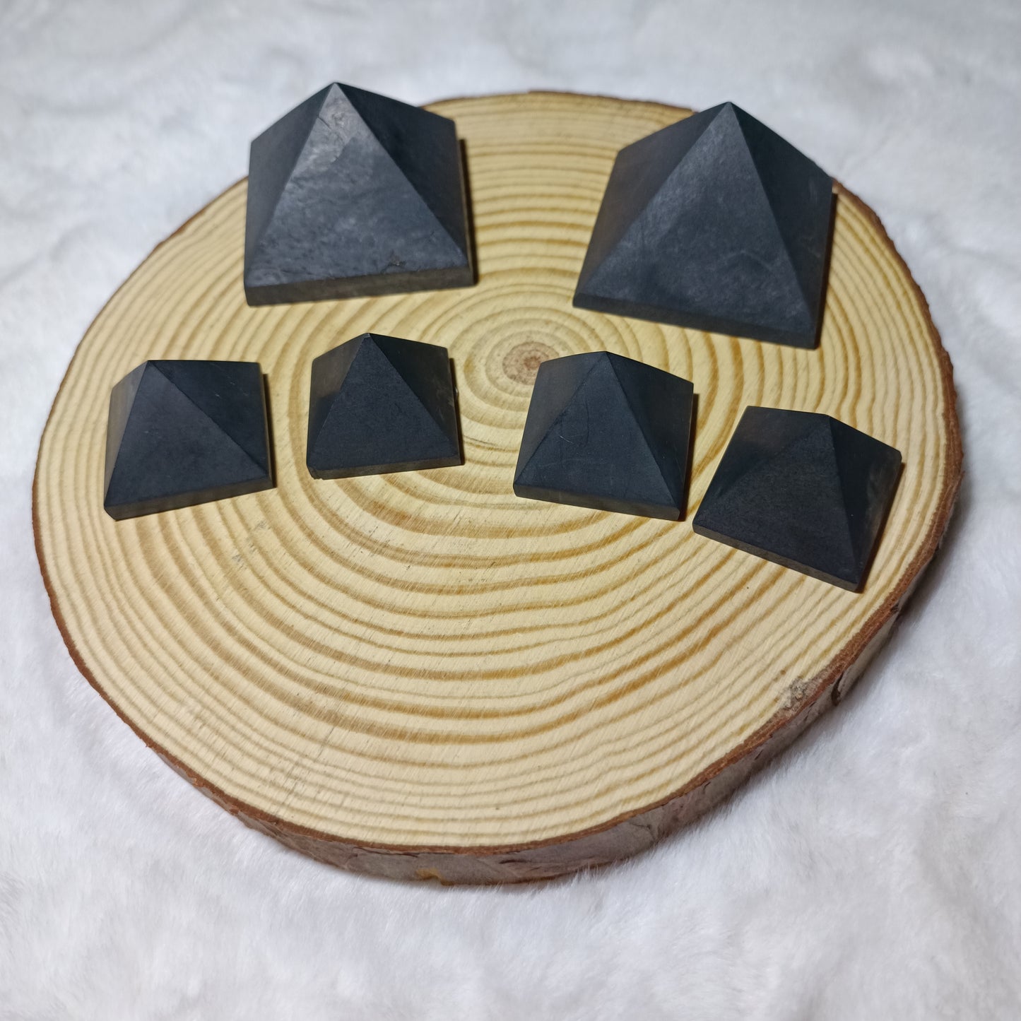 Pirámide de Shungit