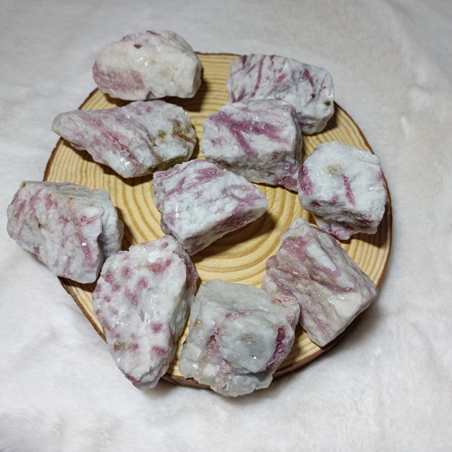 Masivo de Turmalina Rosa en matriz