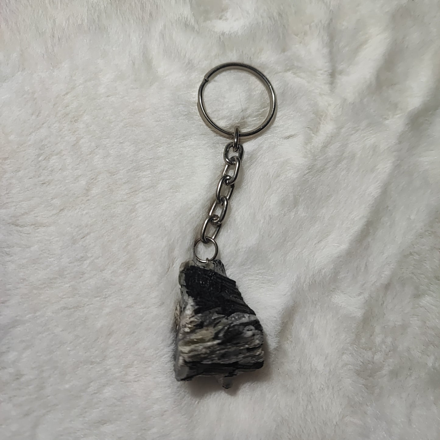 Llavero de Turmalina en matriz