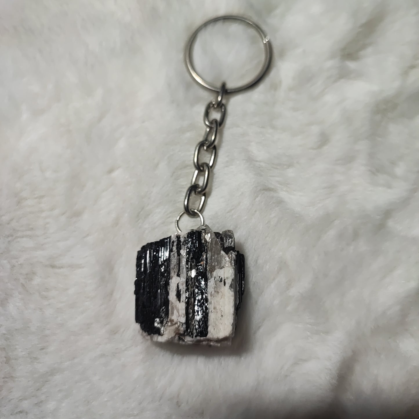 Llavero de Turmalina en matriz