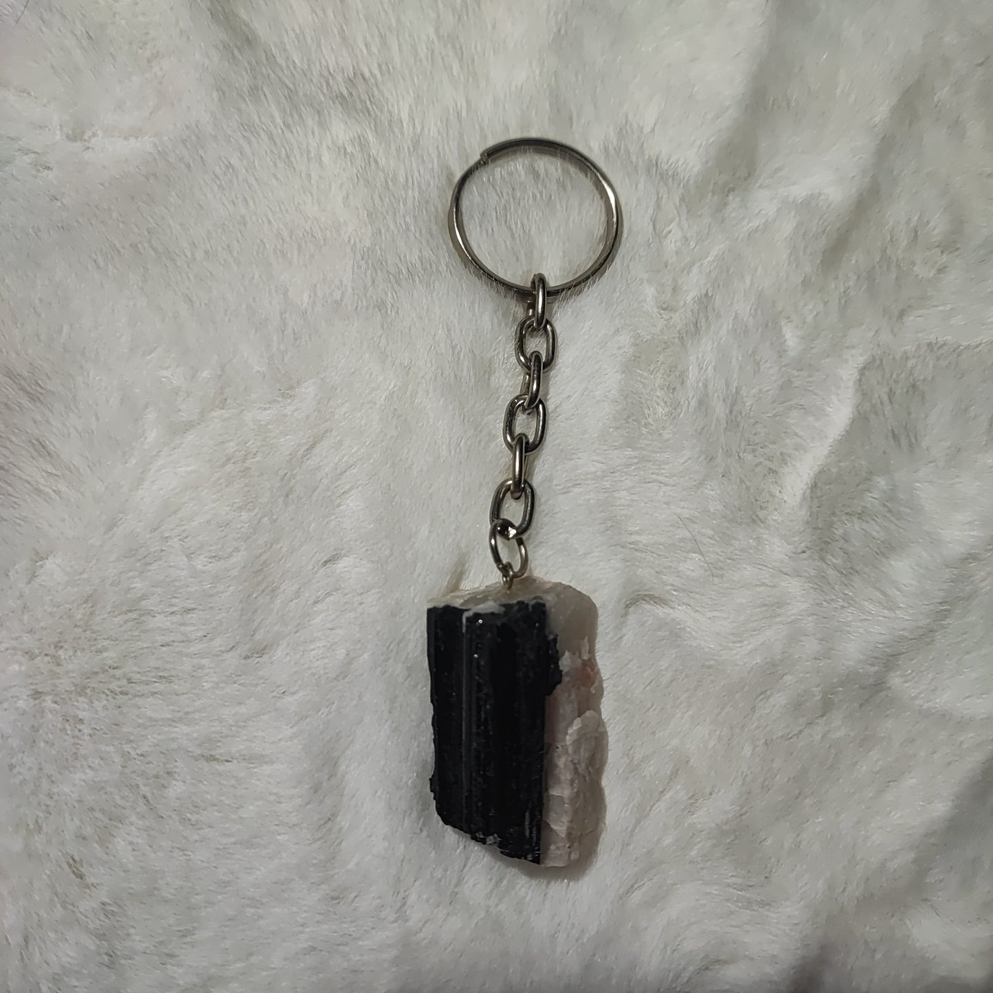 Llavero de Turmalina en matriz