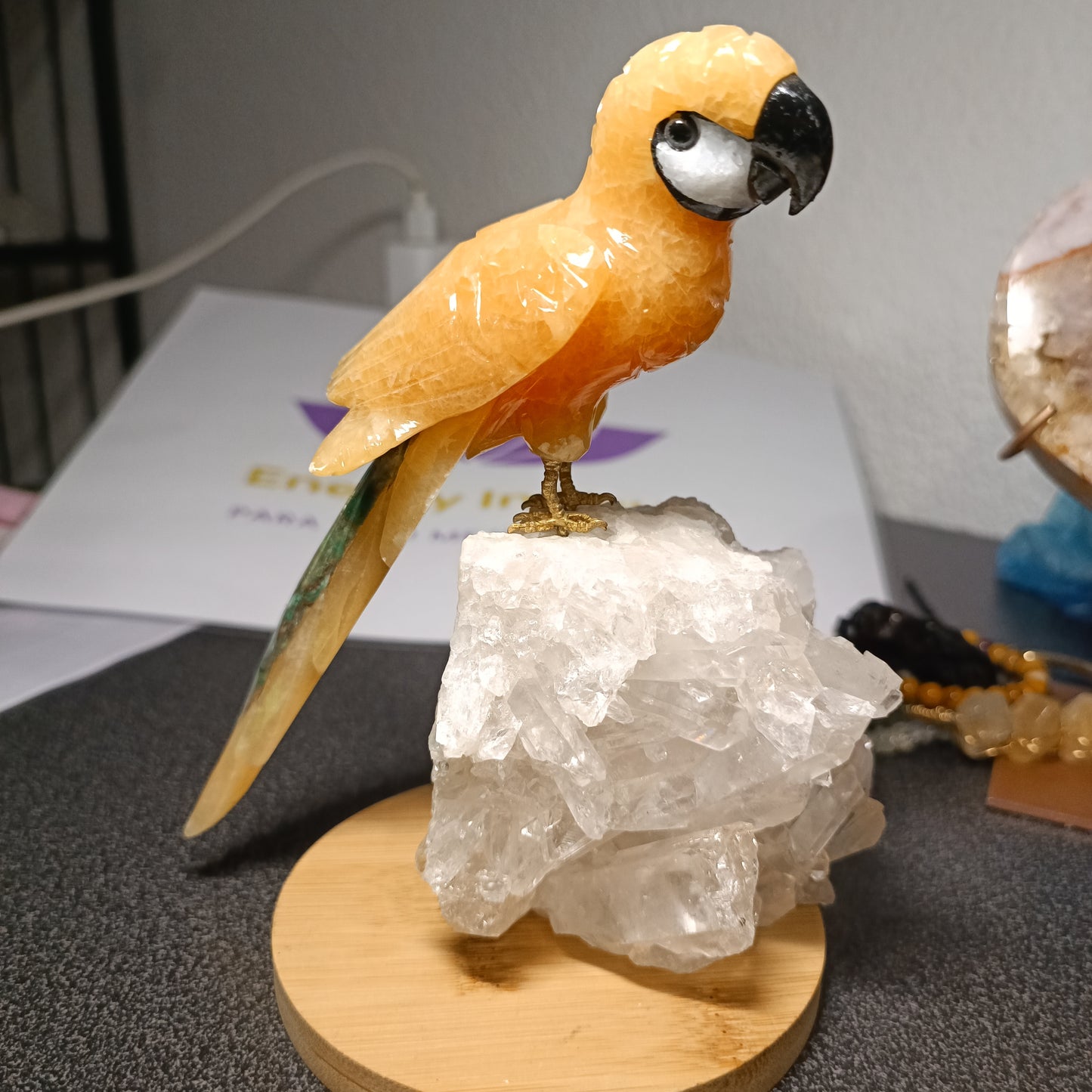 Loro exótico Grande en Cuarzo Rosa o Cuarzo Cristal de Roca