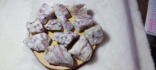 Masivo de Turmalina Rosa en matriz