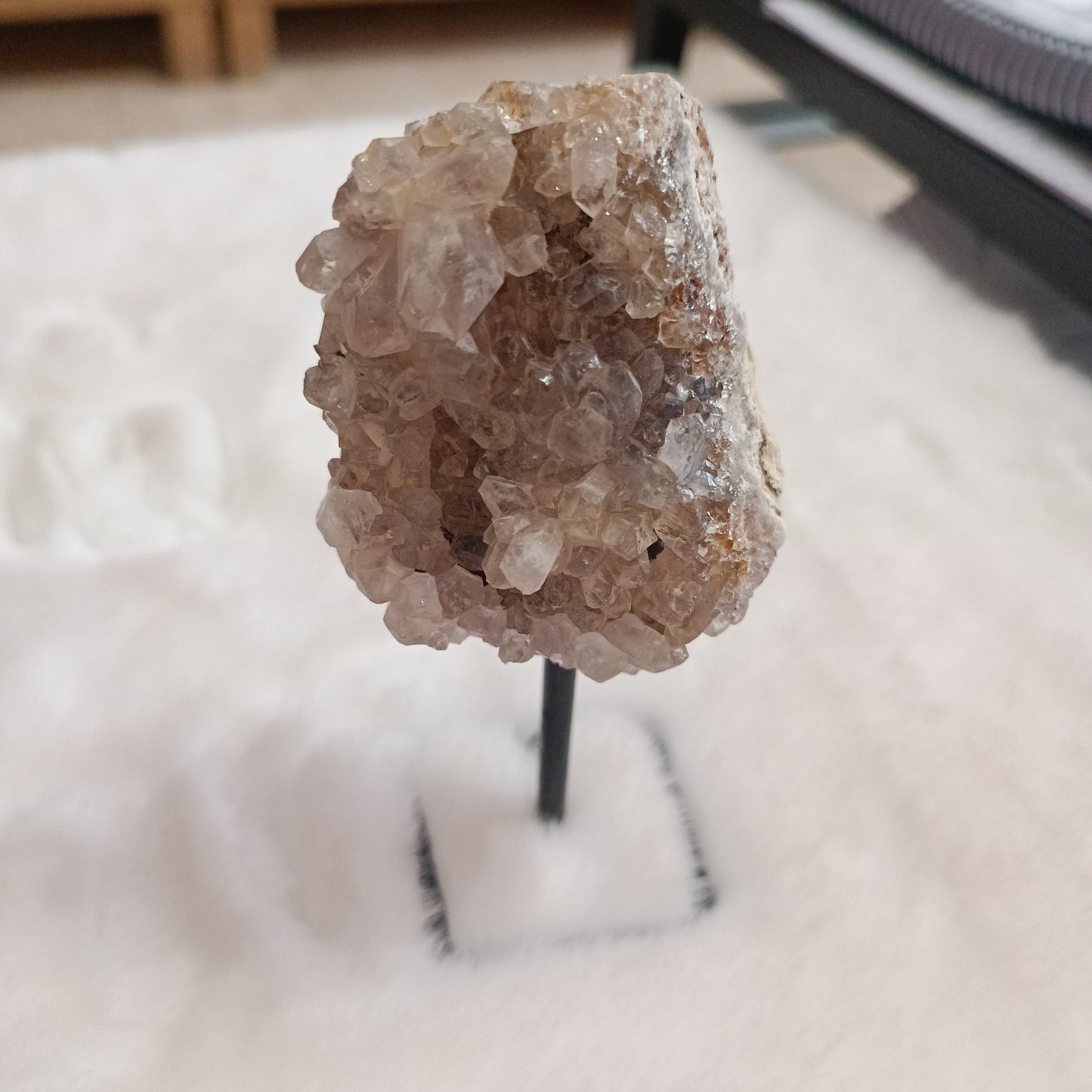 Drusas de Ágata en Peana